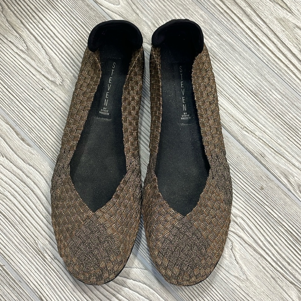 Steven by Steve Madden Criss Bronze
Yoga Flats